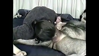 Muslim Woman From The Middle East Gives A Homemade Blowjob