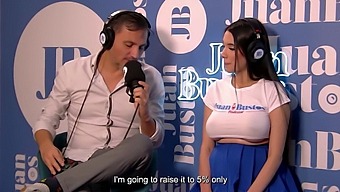 Ambarprada'S Intense Orgasm On The Sex Machine In Full Length