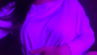 Hd Video Of Teen Fingering Herself